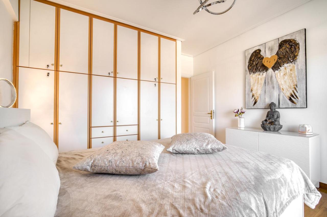 Sea & Mountain Apartment Close To Port And City Lávrion Buitenkant foto