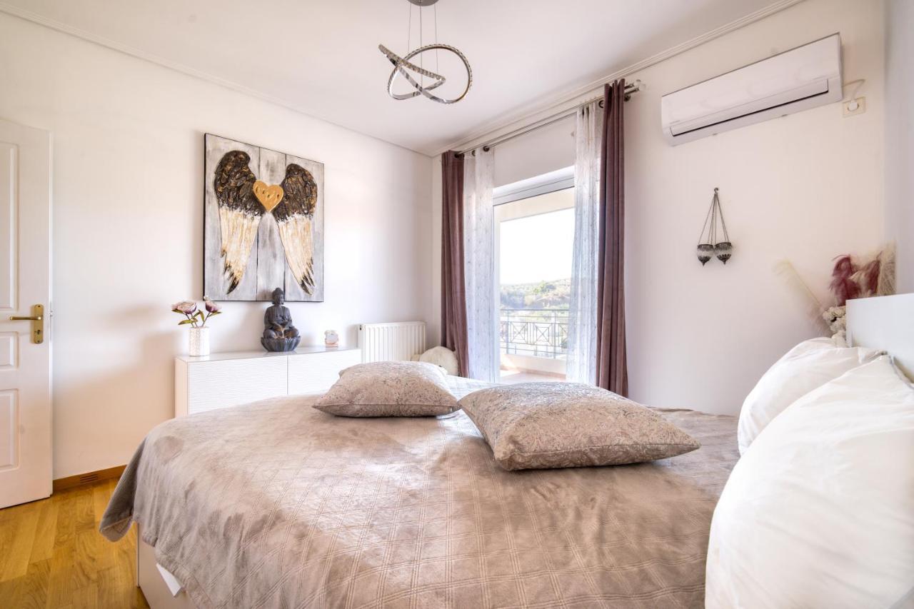 Sea & Mountain Apartment Close To Port And City Lávrion Buitenkant foto