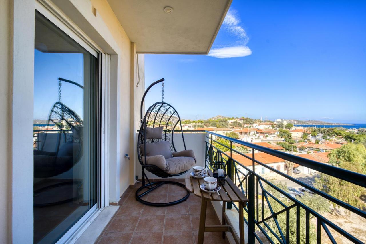 Sea & Mountain Apartment Close To Port And City Lávrion Buitenkant foto